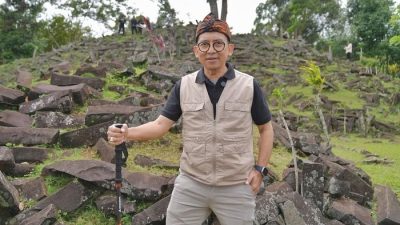 Menteri Kebudayaan Fadli Zon Kaji Pemugaran Situs Gunung Padang