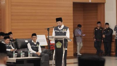 393 Jemaah Haji Terbang Perdana, Menag: Jaga Niat dan Kesehatan