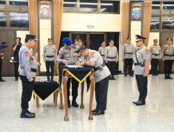 Polri Naikkan Pangkat 49 Pati, Dua Jenderal Sandang Bintang Tiga