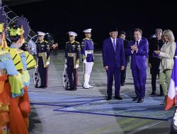 Presiden Macron di Jakarta: Diplomasi, Tarian, dan Persahabatan