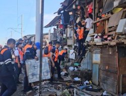 Penertiban Jalur Rel: KAI dan KCI Komitmen untuk Keselamatan dan Ketertiban