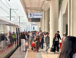 Musim Liburan Melonjak, Whoosh Angkut 22 Ribu Penumpang per Hari