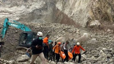 Polda Jabar Kerahkan K9, Cari Korban Tertimbun Longsor Gunung Kuda Cirebon