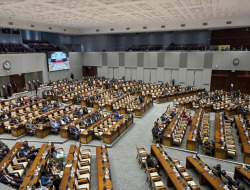 Surat Pemakzulan Gibran Tak Dibahas di Paripurna, Pengamat: DPR Masuk Angin