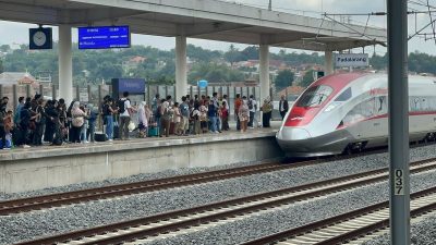 Diskon Gede! Tiket Whoosh Turun hingga 50 Persen Selama Juni-Juli
