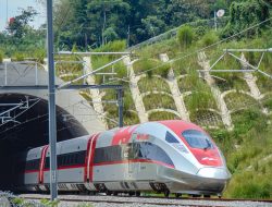 Whoosh! Tiket Kereta Cepat Didiskon Hingga 50 persen Selama Libur Sekolah