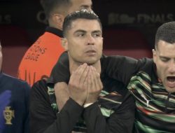 Gestur Doa Saat Adu Penalti Melawan Spanyol Bikin Heboh, Cristiano Ronaldo Mualaf?