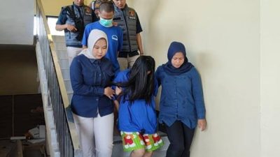 Di Luar Nalar, Suami-Istri di Pangandaran Live Aksi Senggama di Medsos Demi Cuan