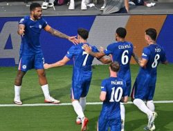 Laga Sempat Ditunda Gara-gara Badai Petir, The Blues Hajar Benfica