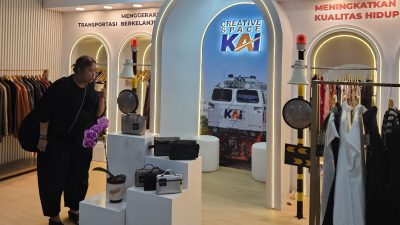 KAI Gandeng Dekranasda Jabar Buka Creative Space buat UMKM Naik Kelas