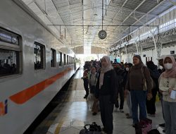Diskon Tiket 30 persen KAI Laris Manis, 2,2 Juta Tiket Ludes Terjual, Okupansi Tembus 134 persen