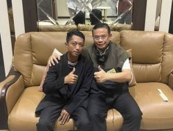 Demo Pati Jilid 2 Batal Digelar Usai Foto Bareng Kordinator Aksi AMPB dan Sudewo?