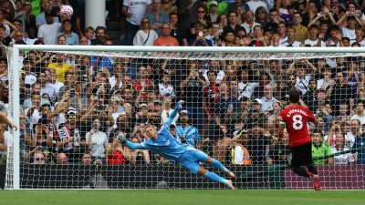 Diwarnai Bruno Fernades Gagal Penalti, MU Diimbangi Fulham