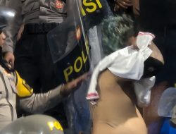 Gol Persis Lewat VAR Picu Ricuh di Pamekasan, Wartawan dan Anggota DPRD Jadi Korban