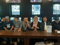 Kronologi Buku ‘Jokowi’s White Paper’ Gagal Launching di UGM