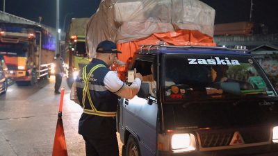 Long Weekend HUT RI ke-80,  ASDP Gelar Operasi Gabungan Pemeriksaan Tiket dan Pencocokan Identitas Penumpang di Pelabuhan Merak
