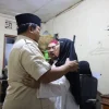 Takziah Menguras Emosi dan Air Mata, Momen Perbincangan Haru Prabowo dan Orang Tua Affan Kurniawan