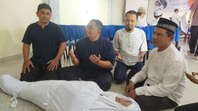Perlakukan Mayit Secara Lembut, DPTC PKS Cimanggis Gelar Pelatihan Pemulasaran Jenazah