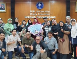 Lewat Perjuangan Berat, Dekan Fakultas Komunikasi dan Bahasa UBSI Raih Gelar Doktor di IPB
