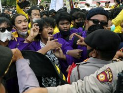Tuntut Reformasi Polri, BEM SI Kerahkan Massa Geruduk Polda Metro Jaya