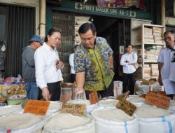 Pedagang Ngeluh ke Ombudsman, Omzet Anjlok Hingga 50 Persen Imbas Kasus Beras Oplosan