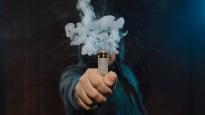 Bahaya Zat Etomidate Disebut Setara Narkoba, Vape Juga Bakal Dilarang di Indonesia?