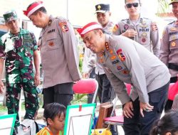 35 Tahun Mengabdi, Wakapolri Bagikan Kebahagiaan Lewat Bakti Sosial di Semarang