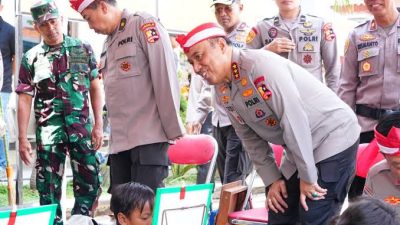 35 Tahun Mengabdi, Wakapolri Bagikan Kebahagiaan Lewat Bakti Sosial di Semarang
