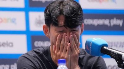 Sembari Menangis, Son Heung Min Umumkan Kepergian dari Tottenham Hotspur