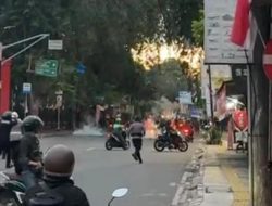 Depok Sempat Mencekam! Mako Brimob Digeruduk Massa Dini Hari, Warga: Kayak Anak Sekolah!