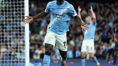 Di Lorenzo Diusir Wasit, Man City Kalahkan 10 Pemain Napoli