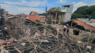 Ledakan Misterius di Pamulang! 7 Orang Luka-Luka dan 8 Rumah Rusak