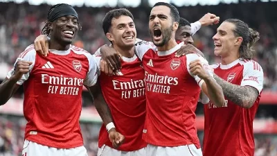 Ringkasan Liga Inggris: Arsenal-Tottenham di Puncak Klasmen, Chelsea Tercecer