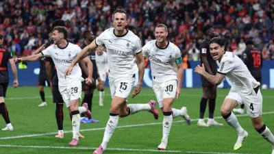Kevin Diks Cs Raih Hasil Imbang, Dortmund Kuntit Bayern di Klasmen