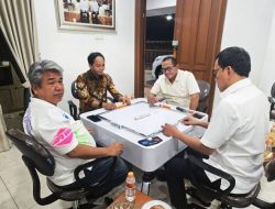 Menteri Kehutanan Raja Juli Buka Suara Soal Foto Viral Main Gaple Bareng Aziz Wellang