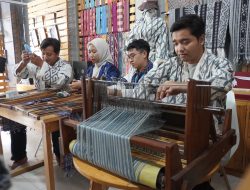 Pertamina Dorong UMKM Go Internasional, Kain Tenun Nusantara Tembus Pasar Dunia