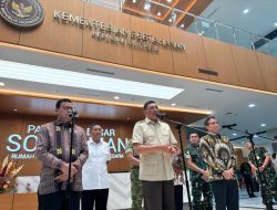 Menhan Sjafrie Sjamsoeddin Bawa Kabar Baik: Awak Media Berobat ke RSPPN Gratis