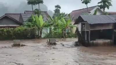 Tiga RW Terdampak Banjir Bandang Garut, Ratusan Rumah Terendam