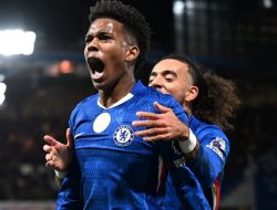 Gol Telat Estevao Antar Chelsea Tumbangkan Liverpool