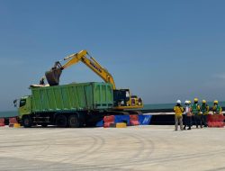 Sukses Lakukan Bongkar Perdana, Pelindo Siap Gerakkan Industri melalui Terminal Batang