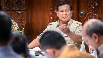 Prabowo-Gibran Kumpulkan Gubernur BI hingga Kapolri, Stimulus Ekonomi Digeber Minggu Ini!