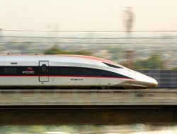 2 Tahun Whoosh: Dari Nol Kecelakaan Hingga Jadi Ikon Transportasi Masa Depan!