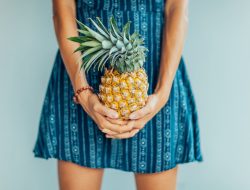 Benarkah Buah Nanas Bisa Membantu Meredakan Nyeri Saat Datang Bulan?