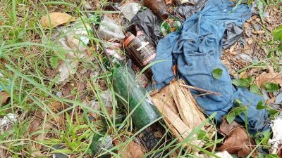 Taman Cengkareng Berubah Tempat Prostitusi, Alat Kontrasepsi dan Botol Miras Berserakan di Semak-semak