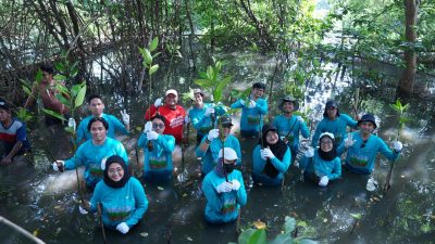 PLN EPI Tanam 1.000 Mangrove di PIK, Dorong Penguatan Ekosistem Pesisir Jakarta
