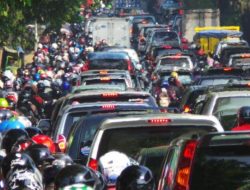 Libur Nataru Diprediksi Chaos, Kemenhub Siapkan One Way Besar-Besaran di Jateng–DIY