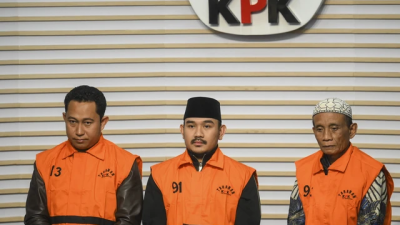 Usai Jadi Tersangka, Bupati Bekasi Titip Pesan Haru Untuk Dedi Mulyadi: Semoga Pak Gubernur Sehat Selalu!