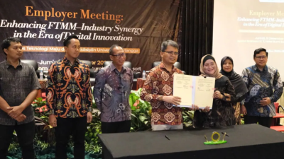 Riset Tak Lagi Mandek, Telkom Bawa Inovasi AI UNAIR ke Level Industri