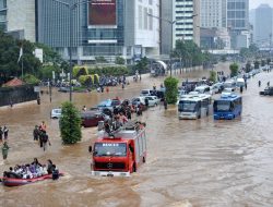 Puncak Banjir Rob Jakarta Jumat Pagi, 12 Wilayah Berstatus Siaga, Ini Daftarnya!