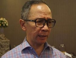 OJK Bakal Tertibkan Pihak yang Menugaskan Penagih Utang